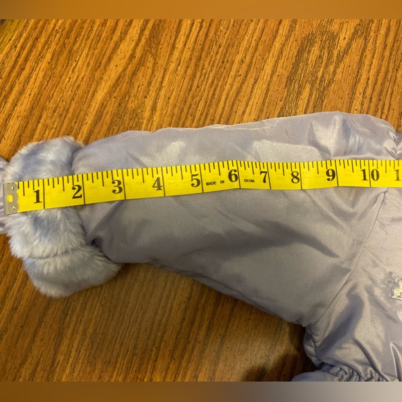 OshKosh B’gosh Lavender Hooded Zippered Snowsuit and Attached Mittens - 12 mos - Picture 10 of 13